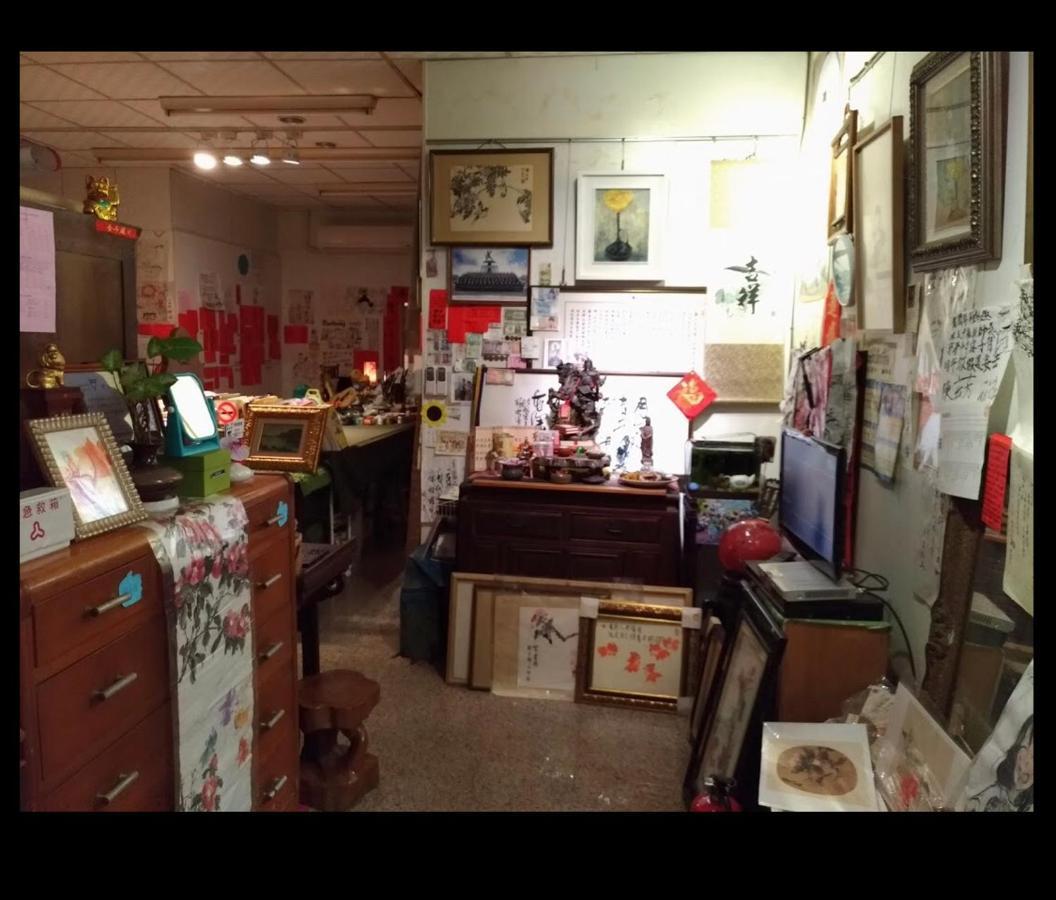Jiji Art Backpackers Hostel Luaran gambar